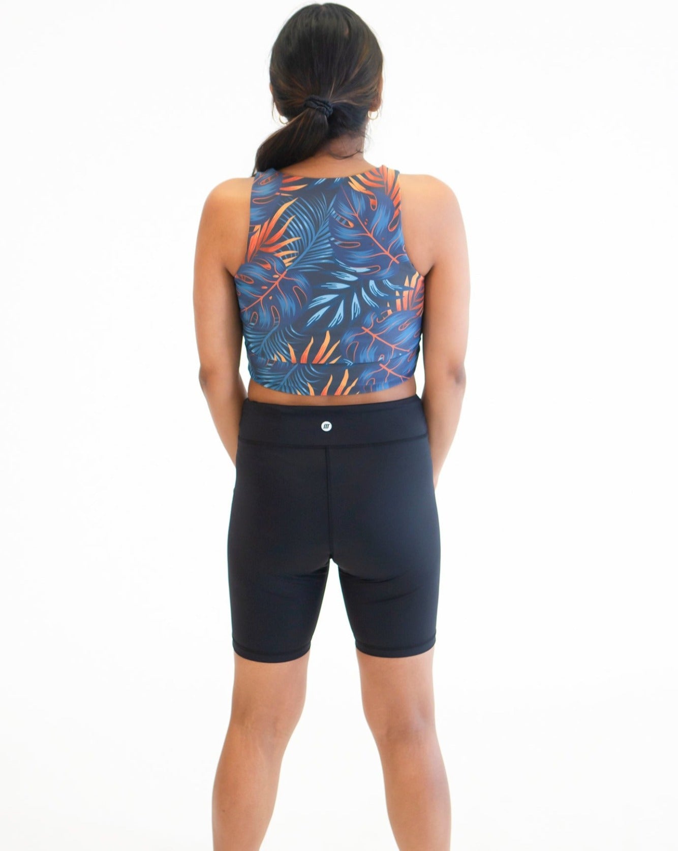 Olivia crop Botanical S back