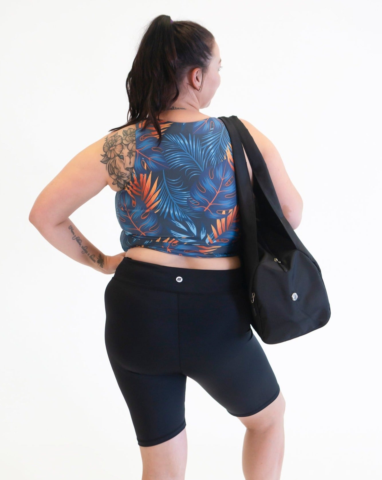 Olivia crop Botanical XL back